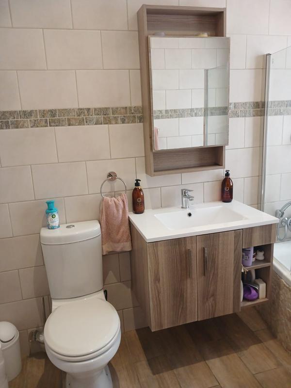 4 Bedroom Property for Sale in Bothasig Western Cape